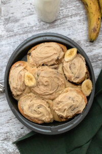 Banana cinnamon rolls with peanut butter icing