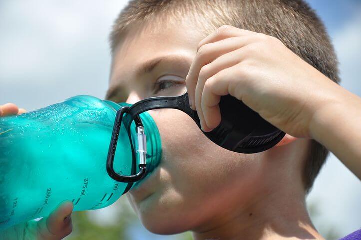 water bottle with hacks to drink more water