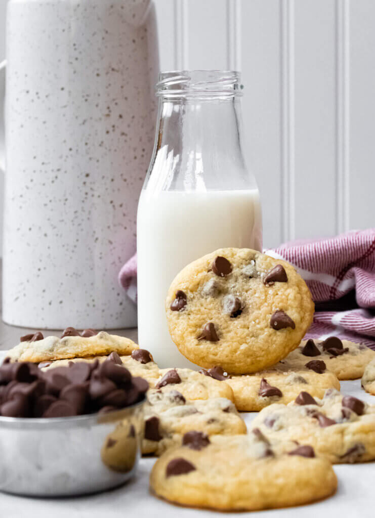 milk and Chocolate chip cookies without brown sugar