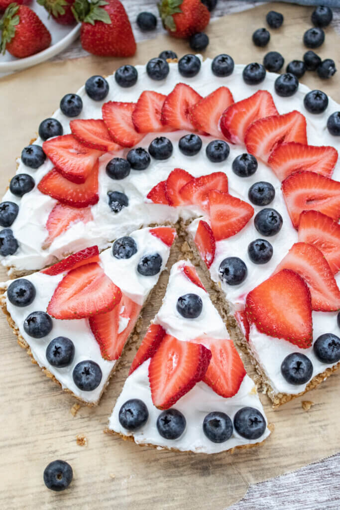 granola crust fruit pizza with greek yogurt and fruit