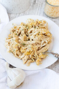 Crockpot Garlic Parmesan Chicken Pasta Dinner