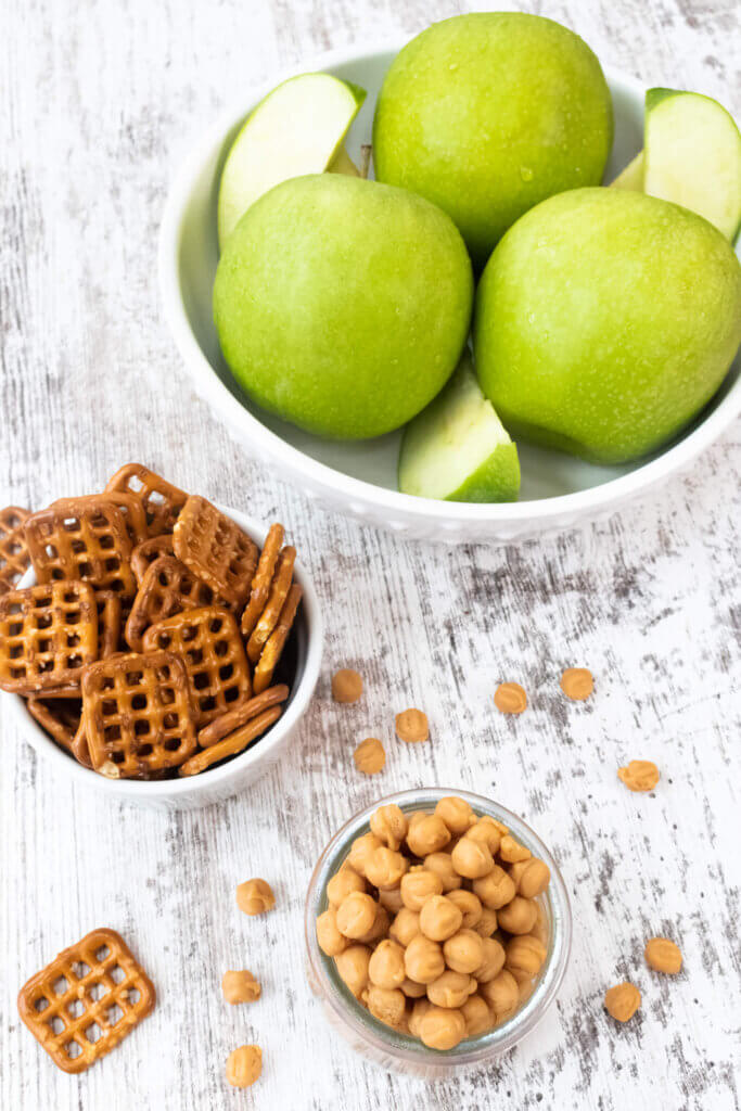 Ingredients for Caramel Apple Pretzel Bites 