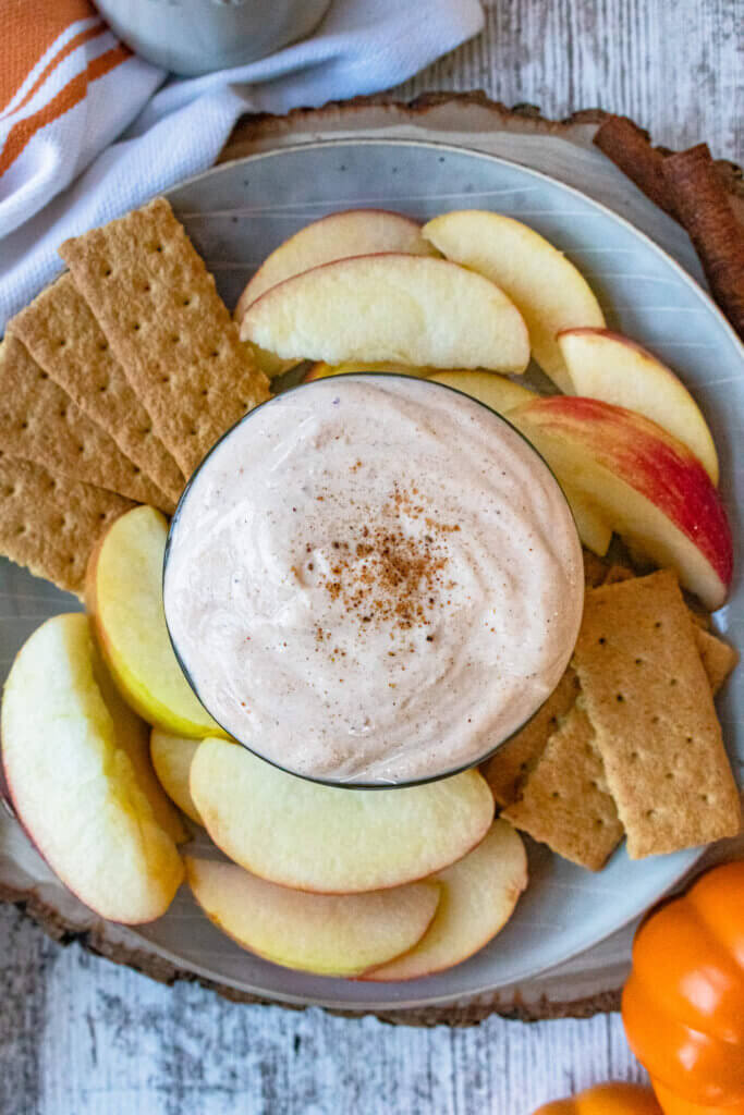 pumpkin spice yogurt with apple and graham cracker