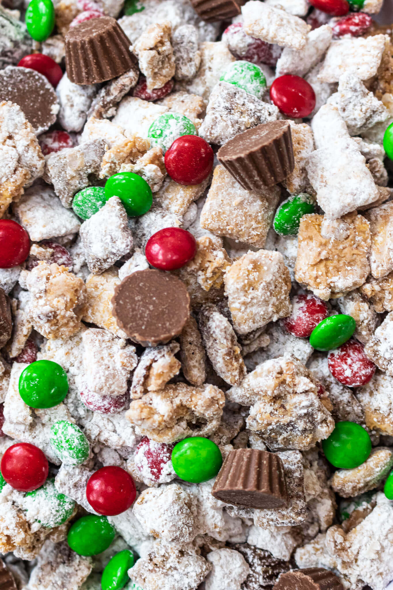 Heavenly Christmas Muddy Buddies (AKA Puppy Chow)