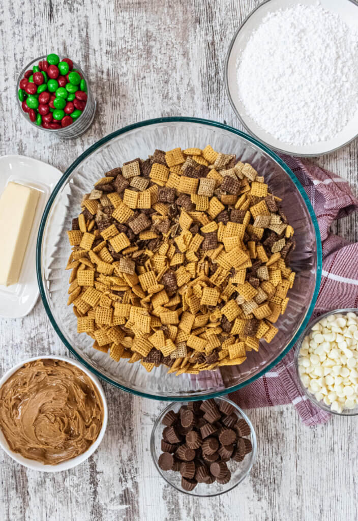 Ingredients to make Christmas Muddy Buddies