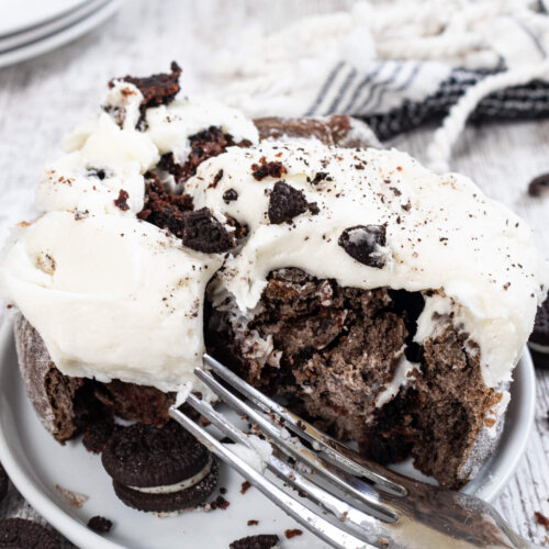 Cinnamon Roll with Oreos and Icing