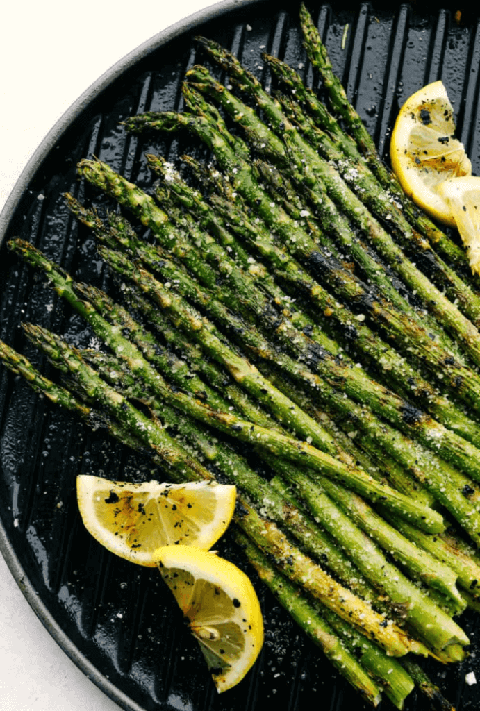 asparagus on the frill with lemon