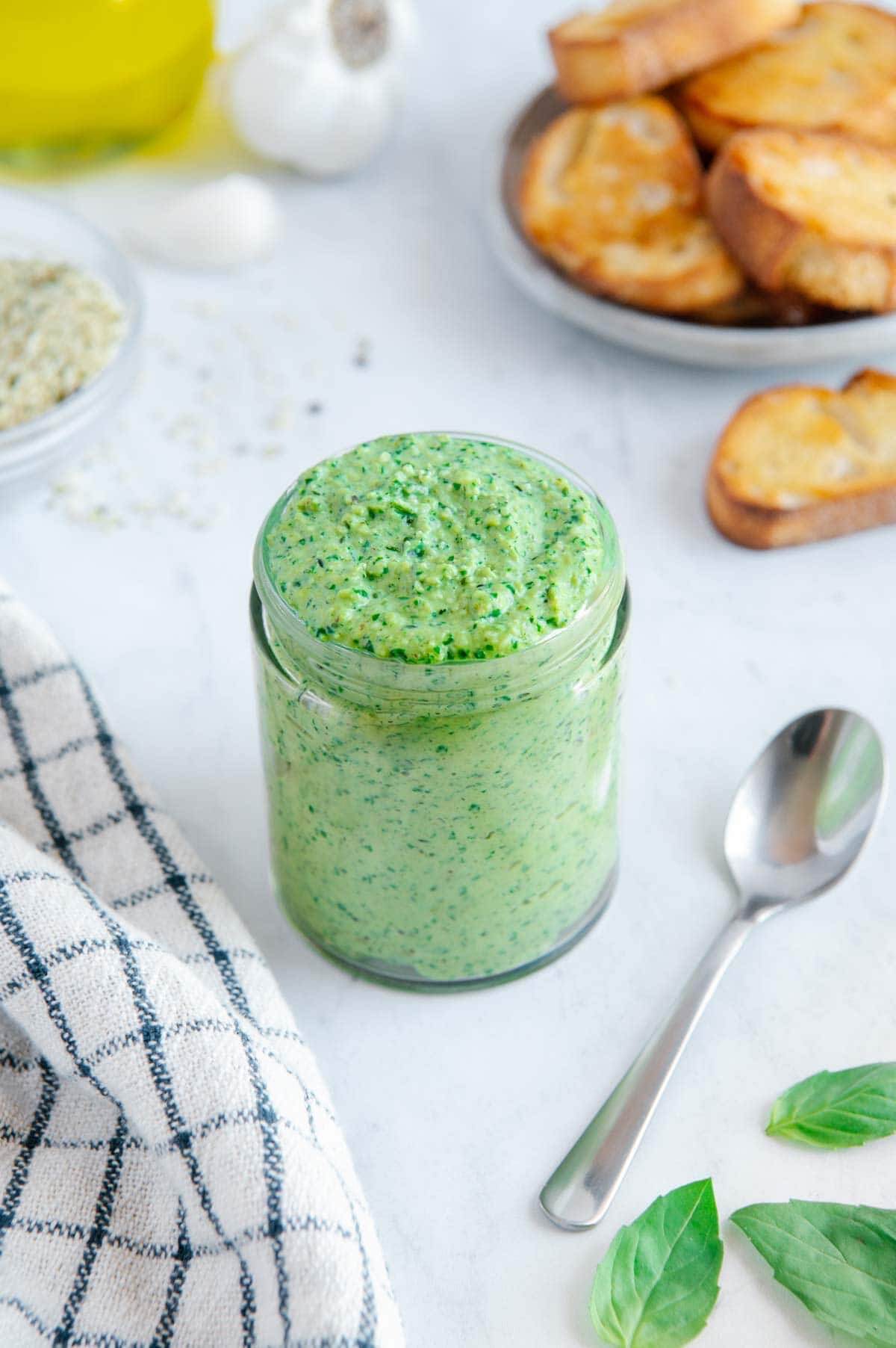 Hemp pesto
