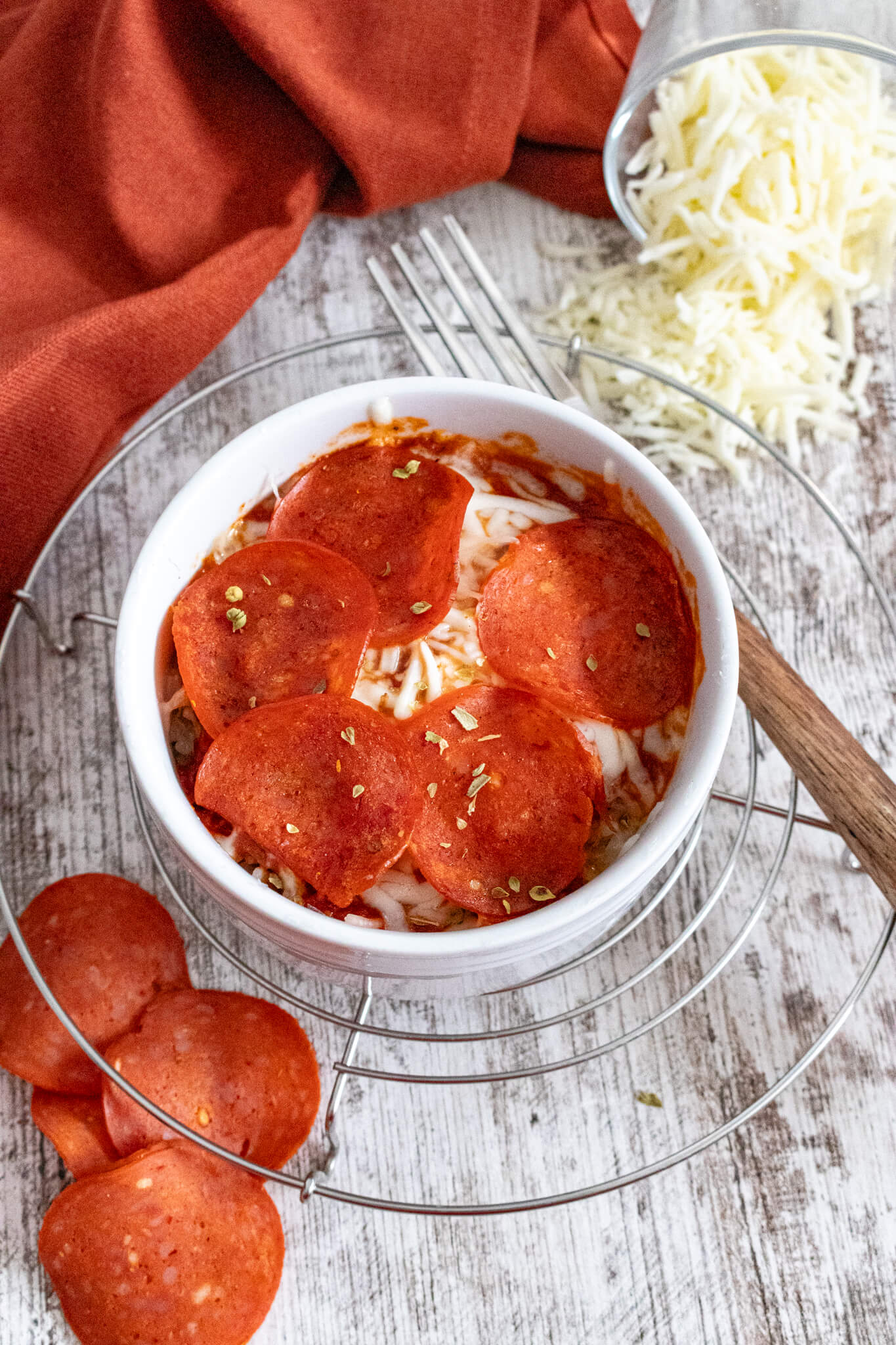easy pizza rice bowl