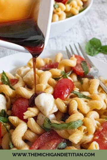 easy caprese pasta salad