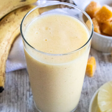 Banana Mango Pineapple smoothie