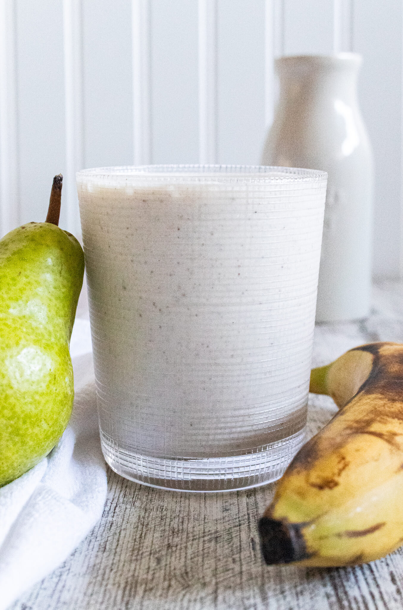 Pear and Banana Smoothie